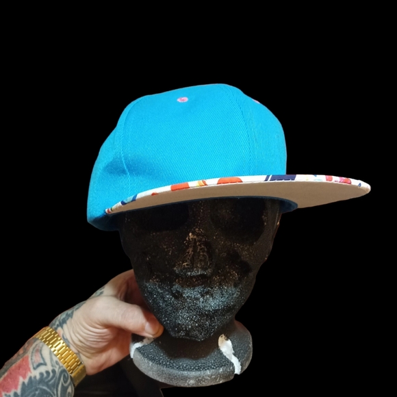 Baseball cap - Picture 5 of 6